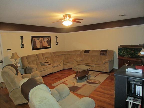 4th image of 5919 Idlewood Pl