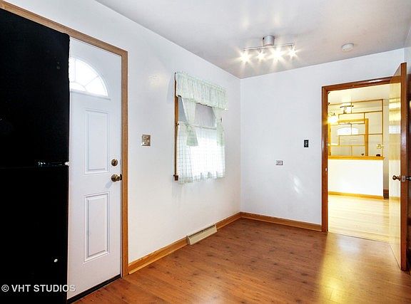 5th image of 16615 Holland Ave