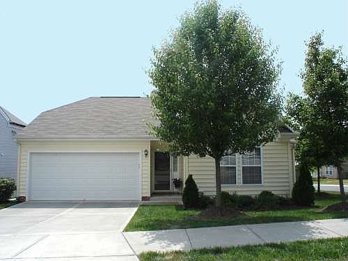 2nd image of 1302 Pebble Creek Xing