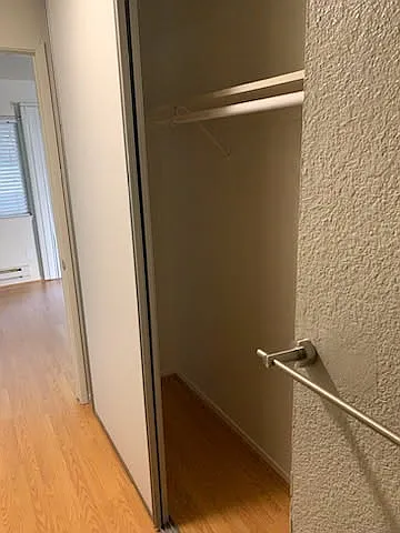 300 Glenwood Cir #190 — Photo 3