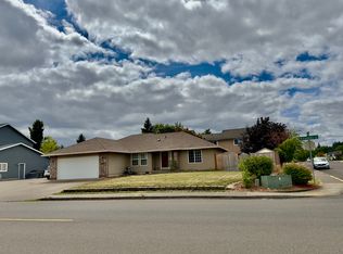 1546 SW Fellows St, McMinnville, OR 97128