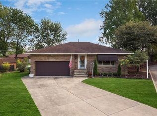 4579 Sunset Oval Dr, Brooklyn, OH