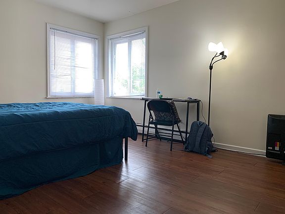 2nd image of 3747 N Harlem Ave APT D