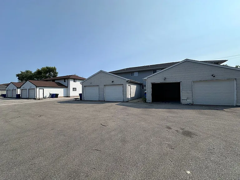 1186 Scheuring Rd — Photo 23