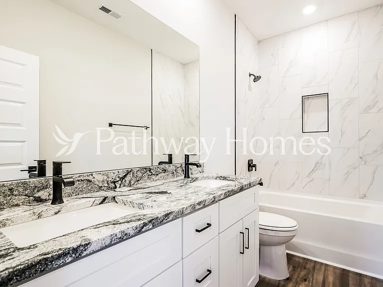 613 Silver Trce — Photo 15