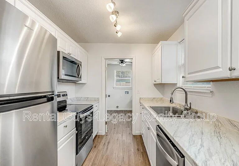 10553 Citrus Ln — Photo 9