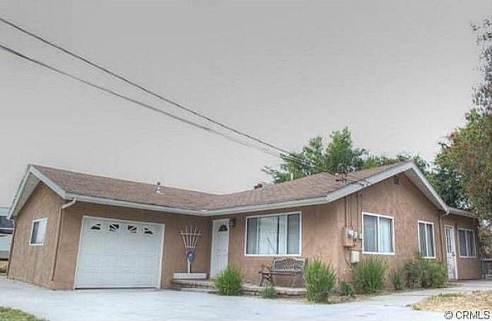 1st image of 15419 Country Club Dr