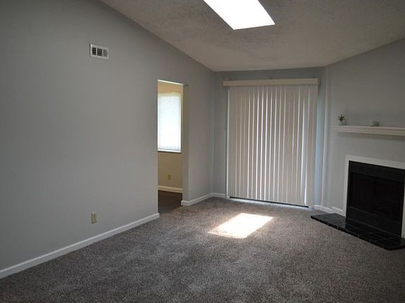 3rd image of 3874 Mack Rd APT 159