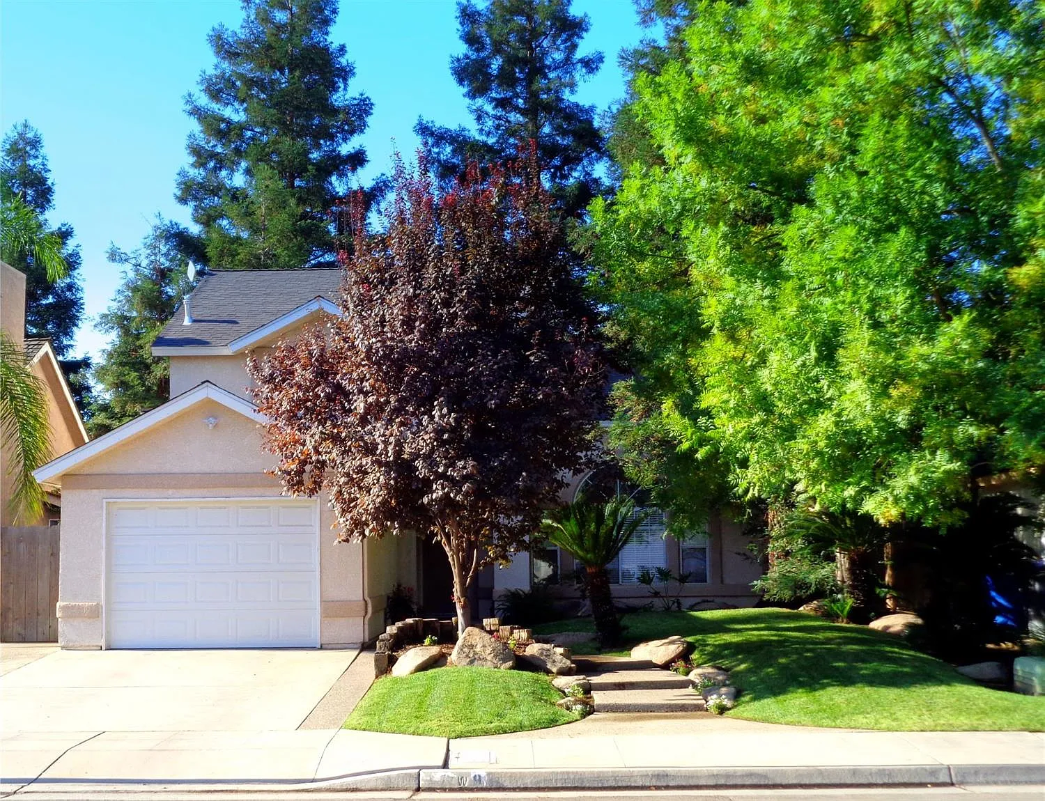 1659 E Solar Ave photo 1