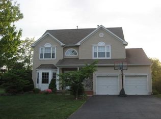16 Judy Rd, Eatontown, NJ 07724