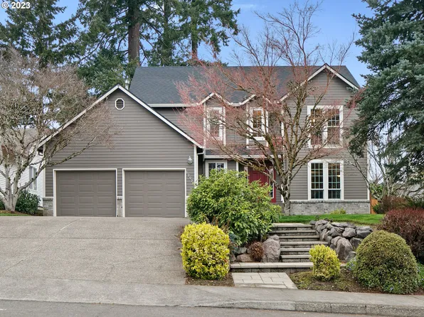 12979 SE Bluff Dr, Clackamas, OR 97015