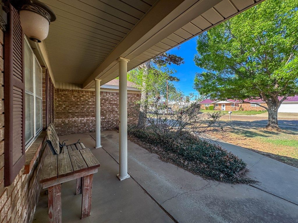 610 N Washington Ave, Denver City, TX - View 4