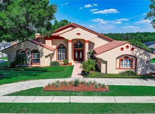 911 Golf Valley Dr, Apopka, FL 32712