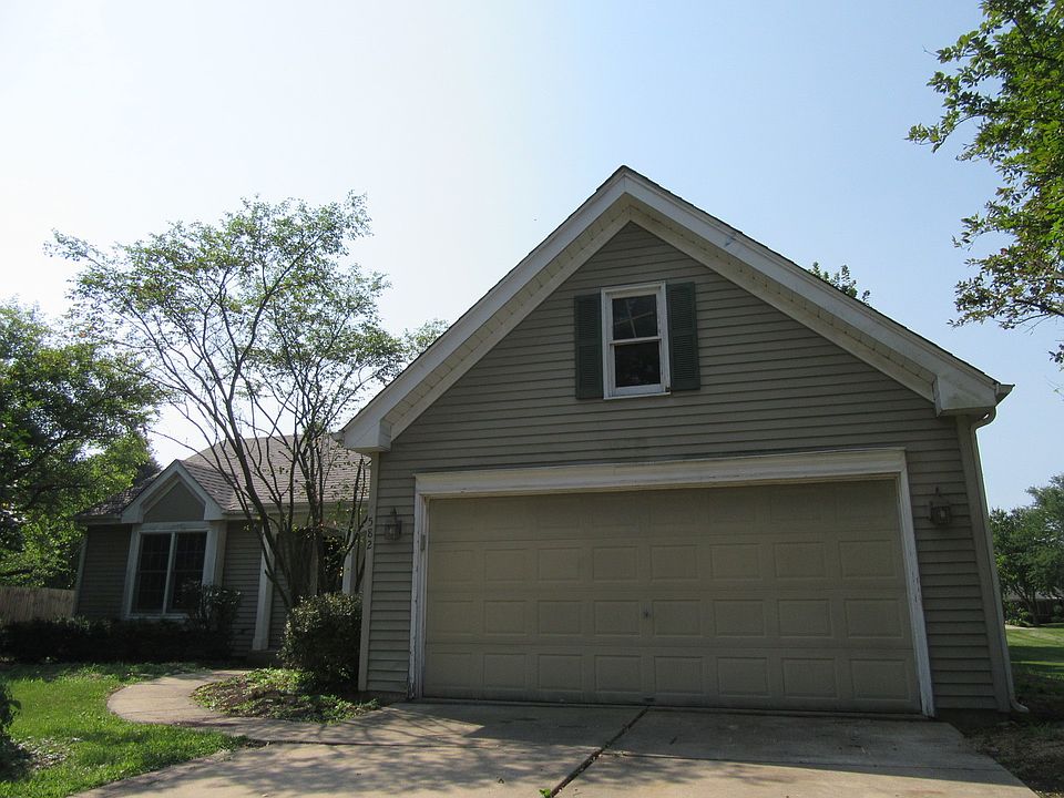 1st image of 582 Maves Dr
