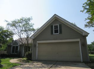 582 Maves Dr, Batavia, IL