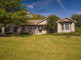 1486 Hammond Rd, Edgerton, WI 53534
