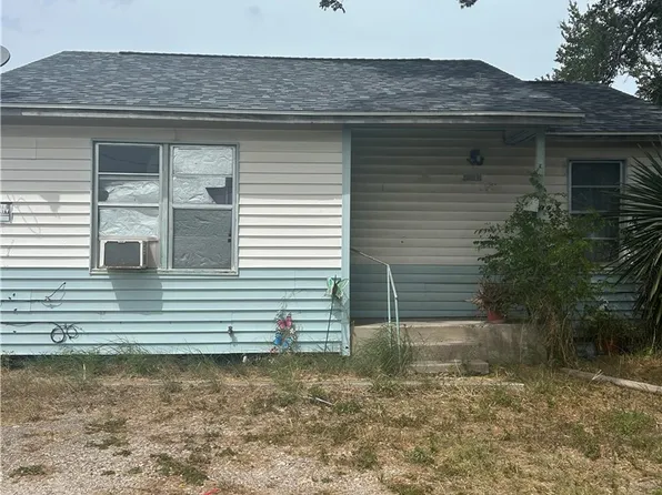 5102 Williams Dr, Corpus Christi, TX 78411