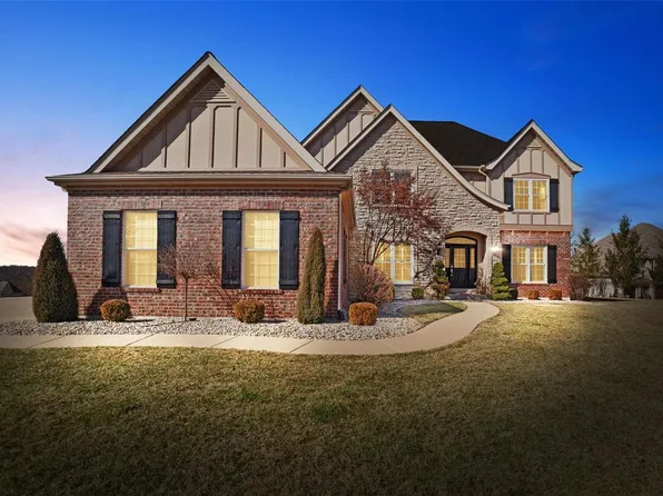 1505 Quail Hollow Ct, Ballwin, MO 63021