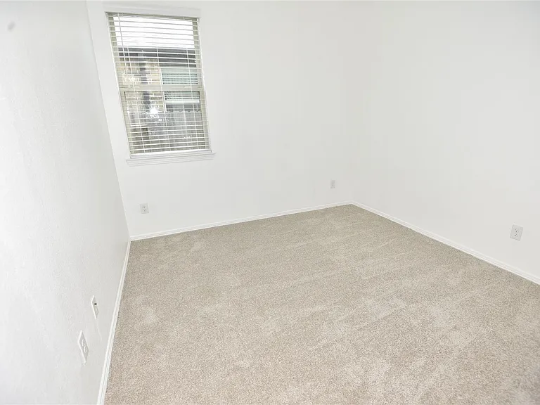 23006 Forebear Dr — Photo 14
