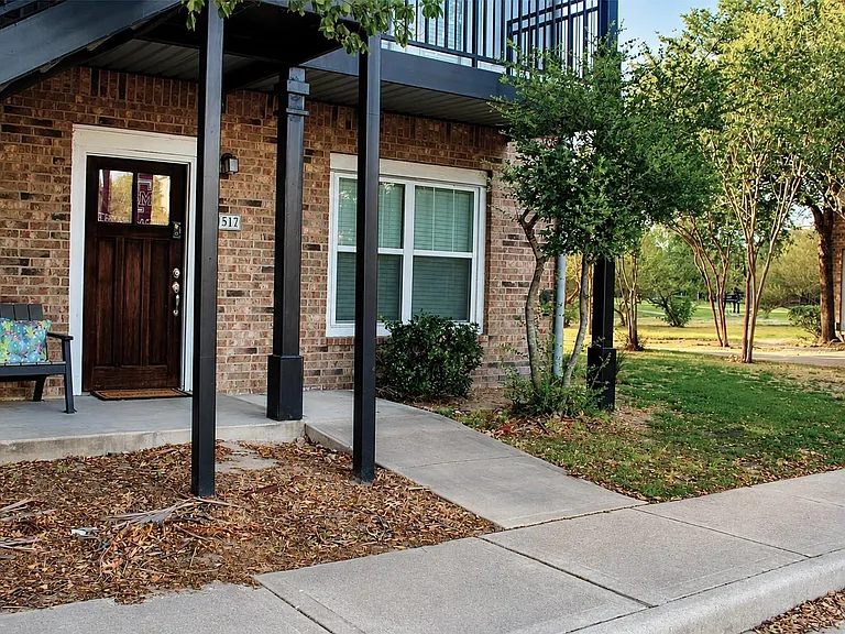 1725 Harvey Mitchell Pkwy S #1517 — Photo 2