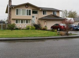 2510 Monica Dr, Mount Vernon, WA 98273