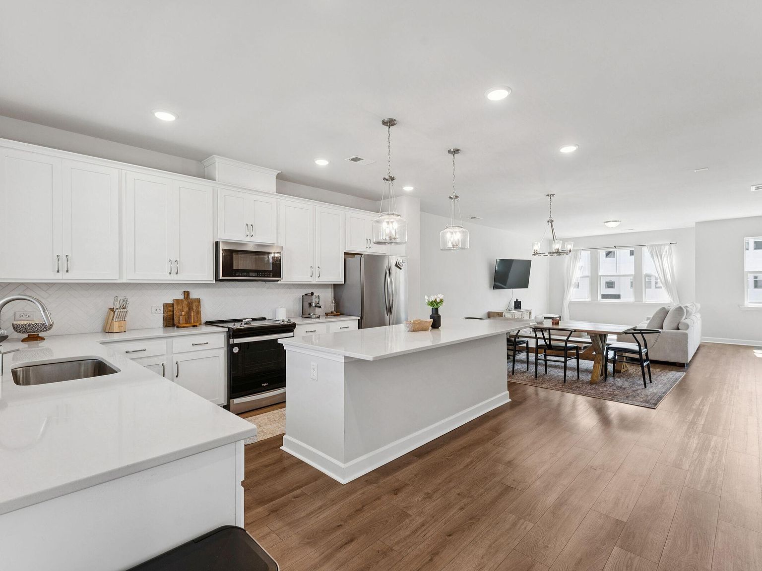 9414 Sun Fountain Dr