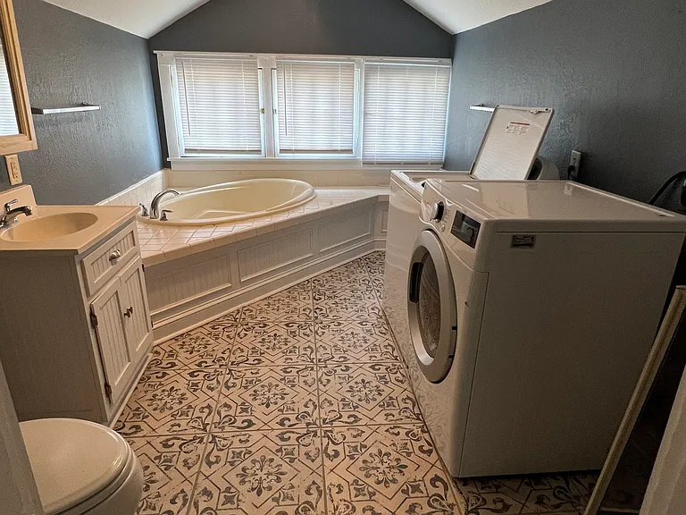 23 Ridgelawn Rd #1 — Photo 8