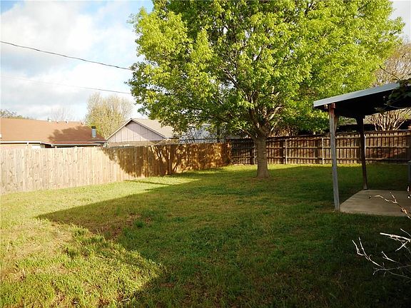2nd image of 6302 Elm Springs Dr