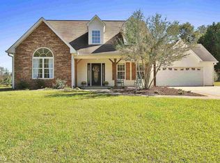 179 N Hunter St, Senoia, GA 30276