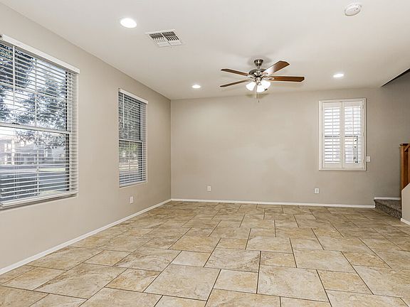 4th image of 5416 W Fulton St