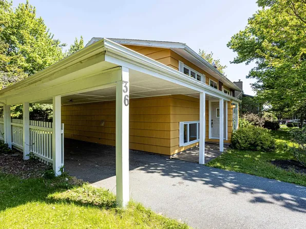 36 Birkdale Cres, Halifax, NS B3M 1H5