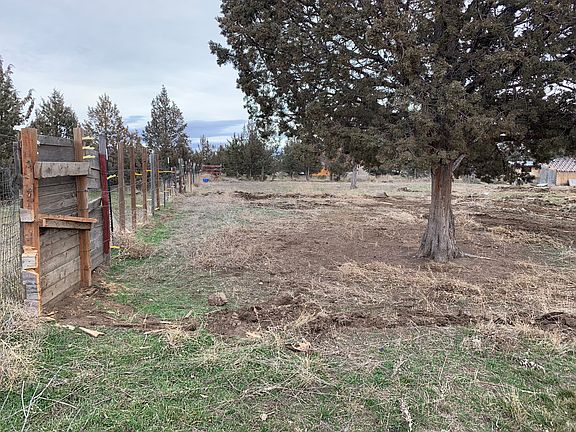 2nd image of 12555 SW Corral Pl