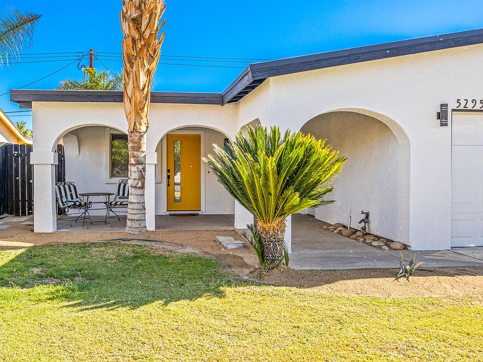 2nd image of 52950 Avenida Carranza