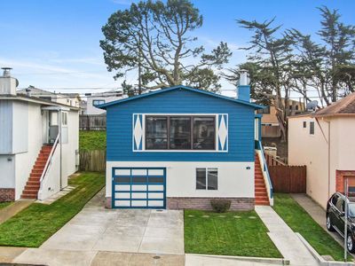 130 Gateway Dr, Pacifica, CA, 94044