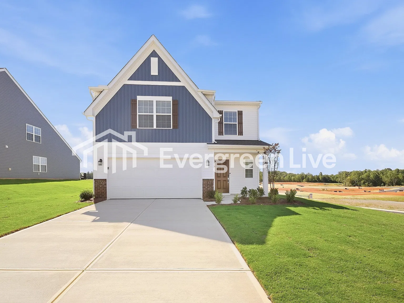 5 bed, 3.0 bath, 2578 sqft, $2,110 — Photo 1