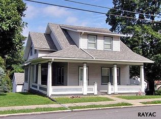 76 Main St, Yorkana, PA 17406