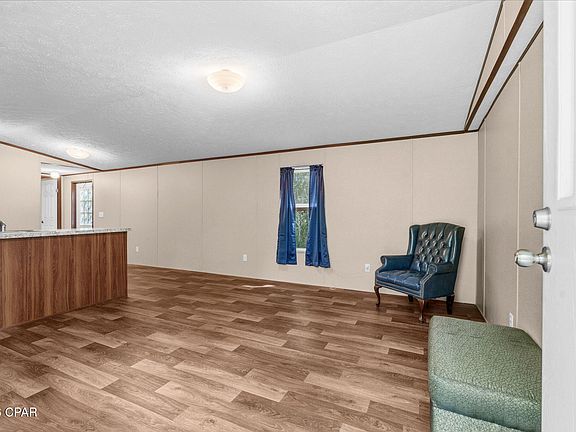 3rd image of 12539 Silver Lake Rd