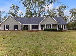4504 Wellington Woods Dr, Hahira, GA 31632
