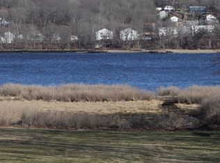 2786 Riverside Ave, Somerset, MA 02726