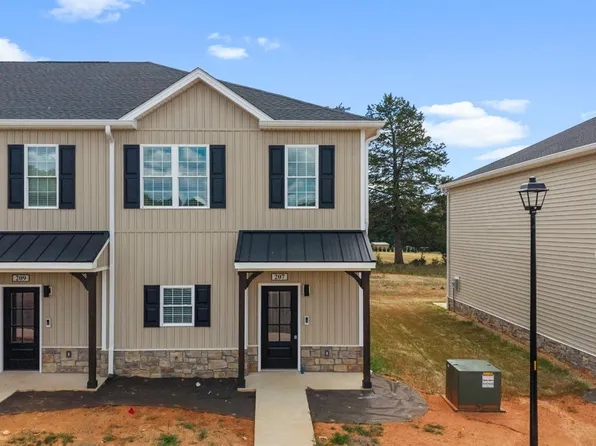 213 Morning Walk Cir, Forest, VA 24551