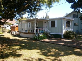 445 NW Alder St, Waldport, OR 97394