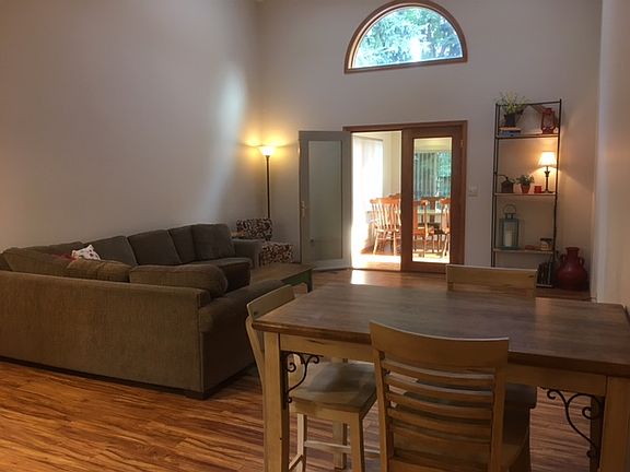 3rd image of 9450 Linda Dr