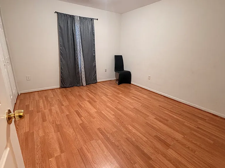 9216 Crandall Rd — Photo 5