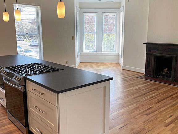 5th image of 765 1/2 Summit St