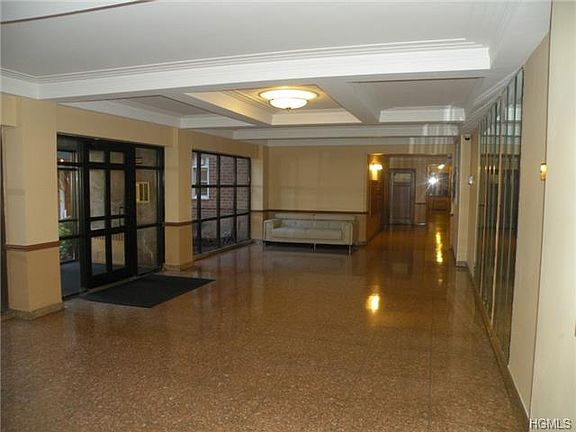 4th image of 625 Gramatan Ave APT 2J