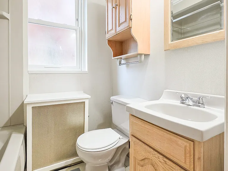 1432 Tolma Ave — Photo 9