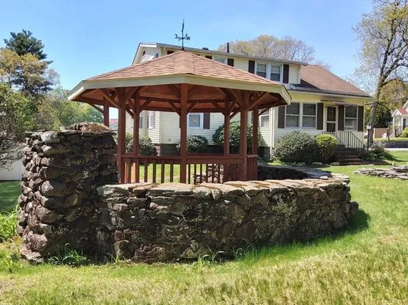 32-34 Elm St, Shrewsbury, MA 01545