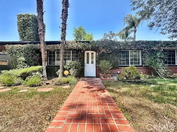 4874 Excelente Dr, Woodland Hills, CA 91364