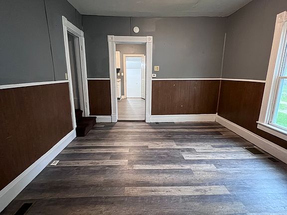 3rd image of 512-514 Kitt St #512
