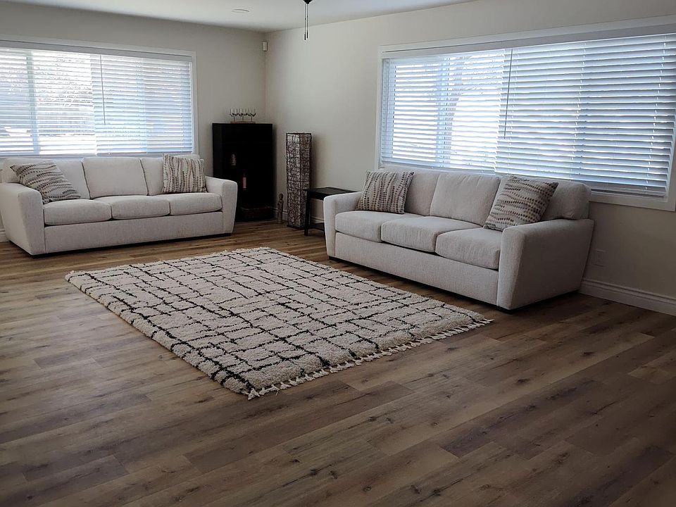 1st image of 56595 Golden Bee Dr